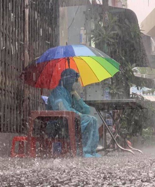 tinh nguyen vien.jpg